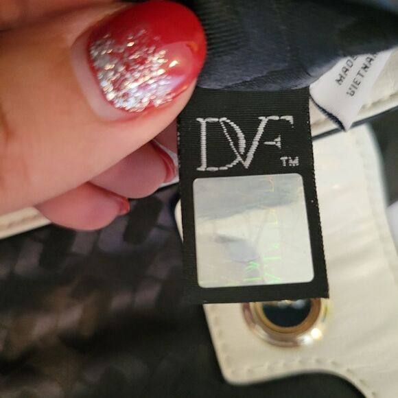 DVF Mini Colorblock Cross Shoulder Bag. Black & White - Picture 12 of 14